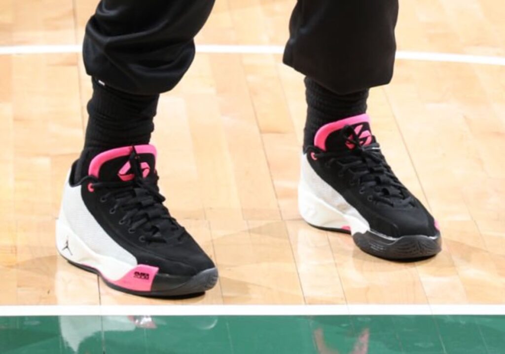 FIRST LOOK: Jordan Luka .77